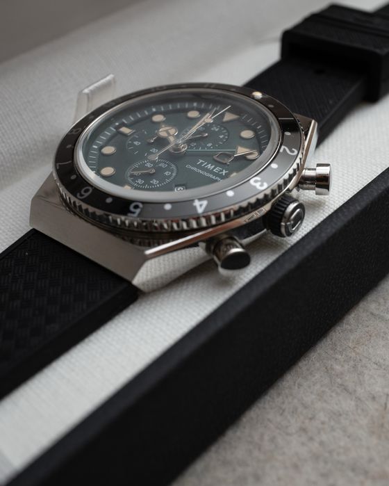 Zegarek Timex Q Three Time Zone Chronograph