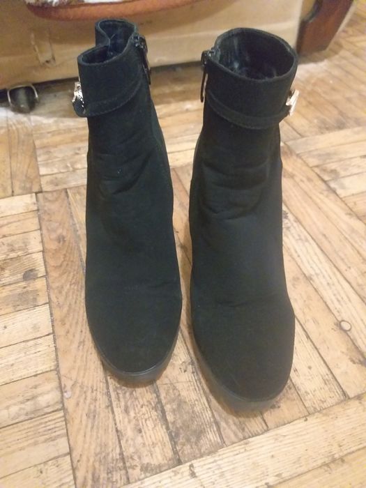 Жіночі гарні полусопожки