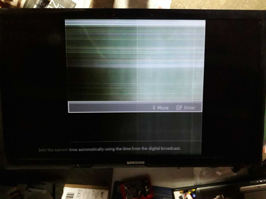 PEÇAS - TV LED 32" - Samsung UE32D4003BW - com Ecrã Danificado!!!