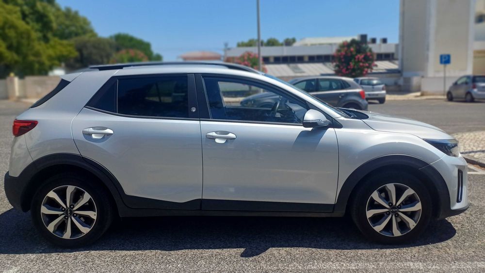 kIA STONIC WAVE 1.0 TGD 100CV cinza 19000 KM / NOV 2021
