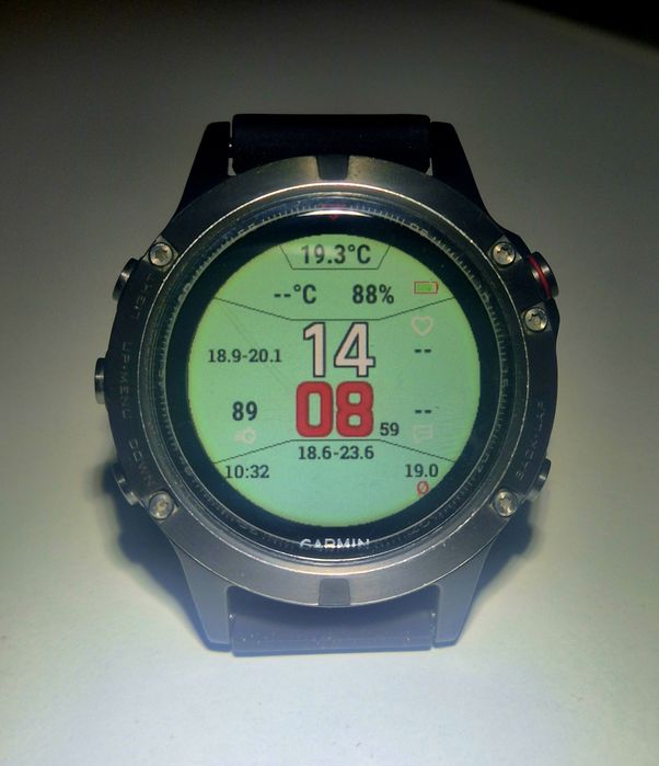 GARMIN FENIX 5 Смарт годинник із спортивними функціями