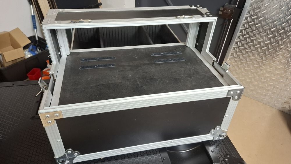 CASE rack 19 cali 3U/7U w tym  szuflada
