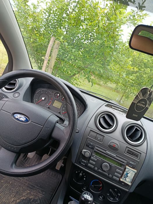 Ford fiesta MK4 2006