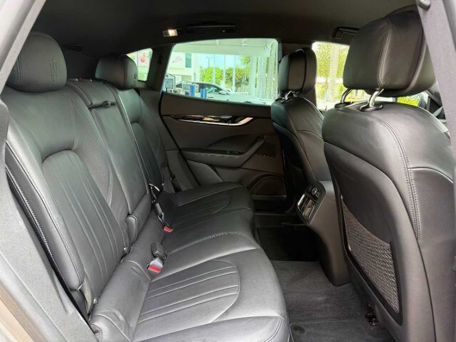 Maserati Levante      2019