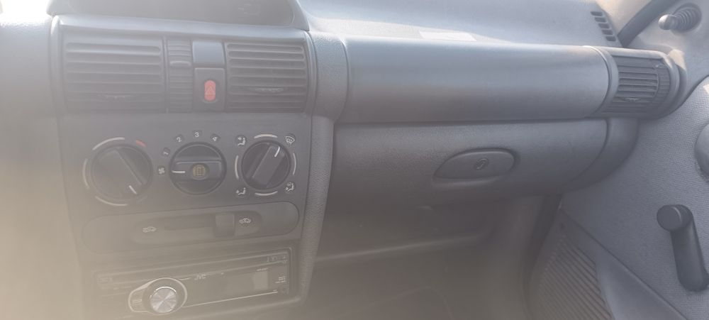 Opel corsa comercial