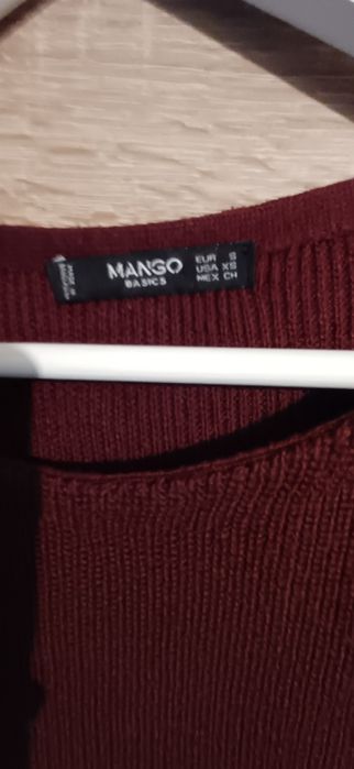 Sweterek r40 marki Mango