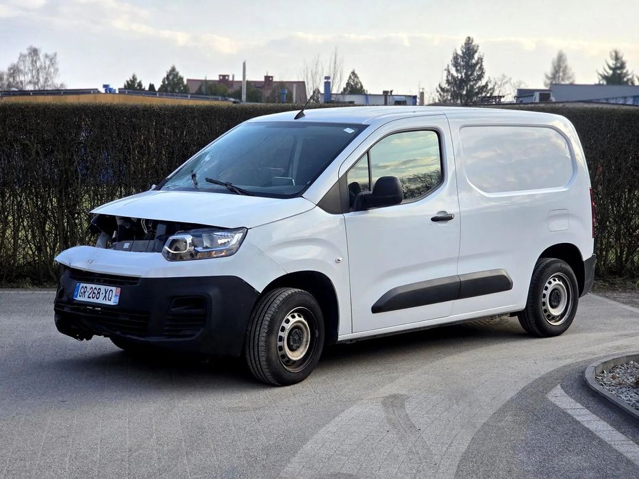 Citroën Berlingo  2023r 1.2T 110KM, 37000km, Tablet, Klima, Kamera, Nawigacja Uszkodzony