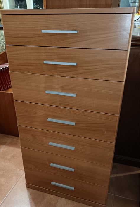 Camiseiro com 7 gavetas