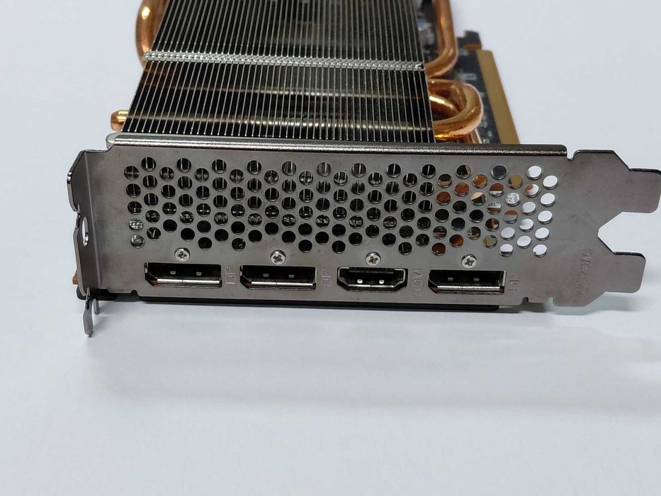 Placa gráfica AMD Radeon Sapphire RX5700 XT 8GB GDDR