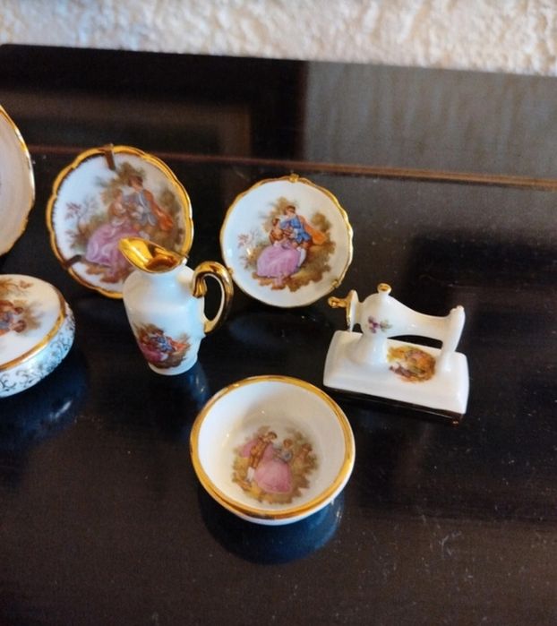 Conjunto de miniaturas Limoges