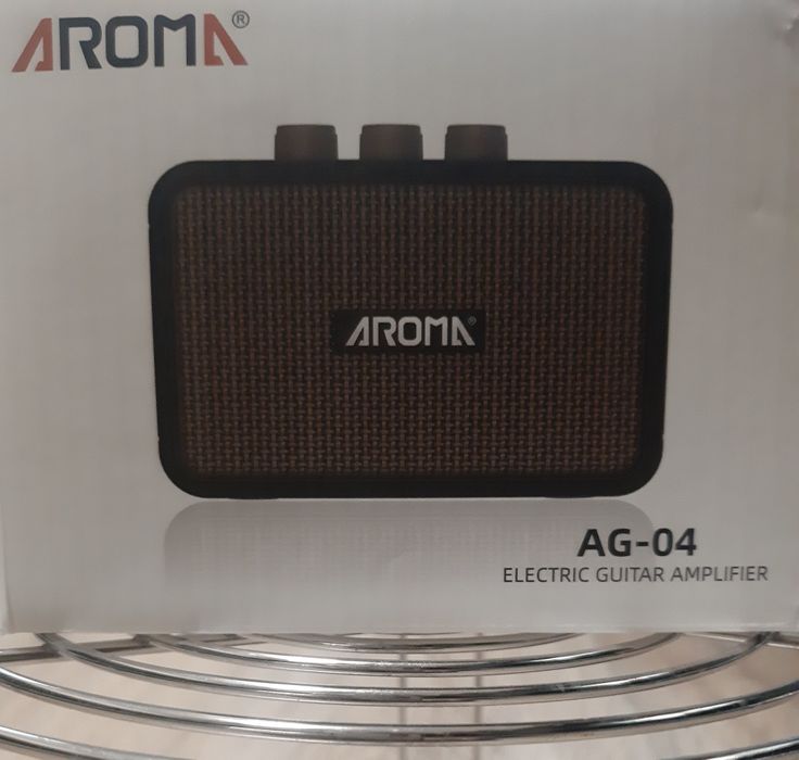 Гитарный комбо усилитель AROMA мини