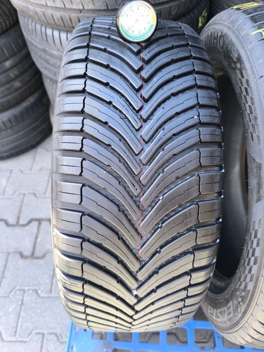 Opona Bridgestone Turanza Allseason 205/50/17 pojedynka
