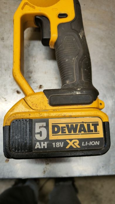 Szlifierka dewalt 18v DCG412