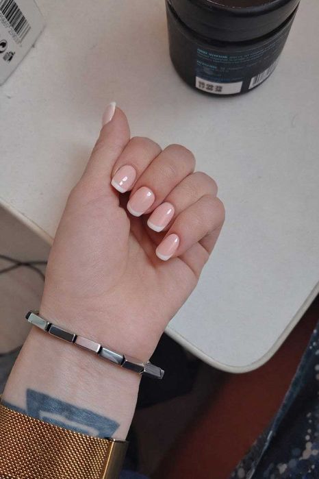 Манікюр • Педикюр