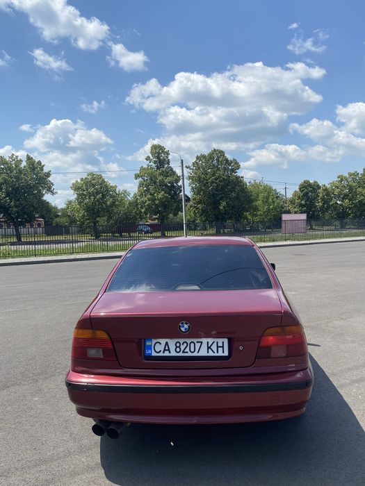 Продам BMW 520 E39