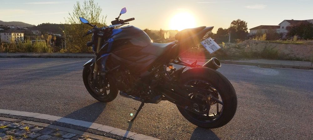Suzuki gsx-s 750