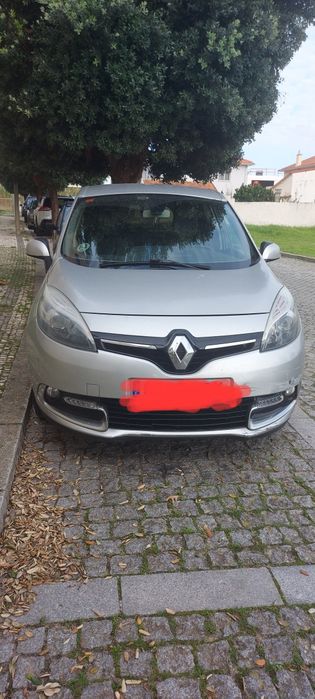 Renault Grand Scénic 7 lugares – 2013 – Matrícula espanhola