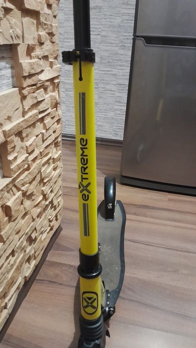 Продам підлітковий самокат