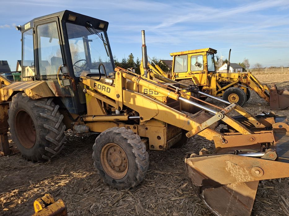 Koparkoladowarka Ford 655, teleskop, szczeka, 4 łyzki