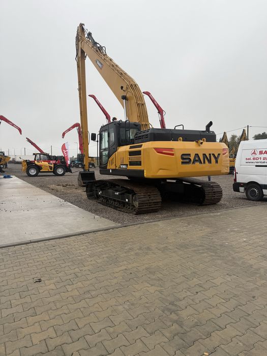 Wynajem koparki z długim ramieniem Long Reach czyszczenie stawów