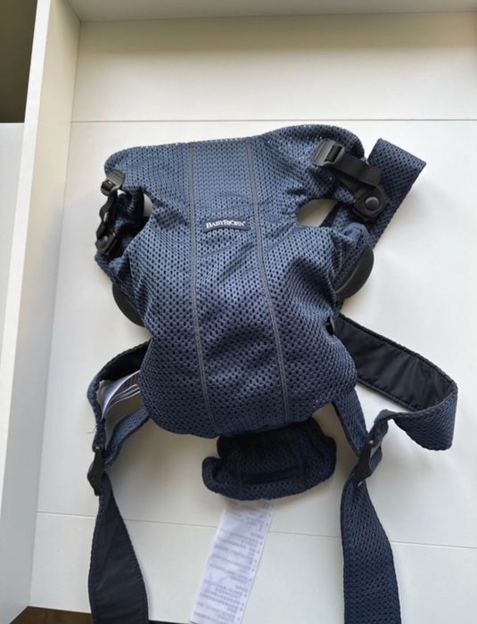 Nosidełko BabyBjorn Mini 3D Mesh granatowe