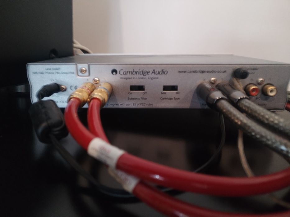 Cambridge Audio 640P MM/MC Phono Pre-Amplificador