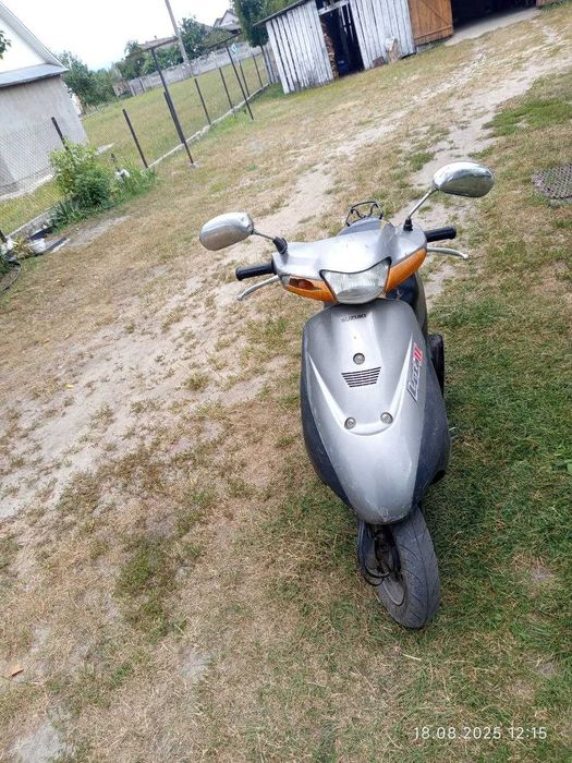 Продам скутер сузуки по запчастинам