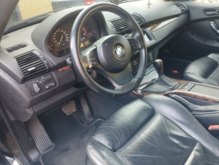BMW X5 e53 2001 рік