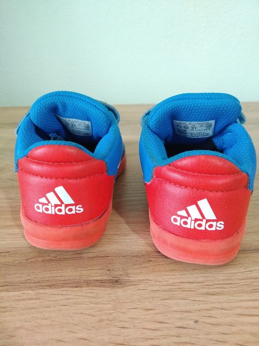 Дитячі кросівки Adidas 21р.