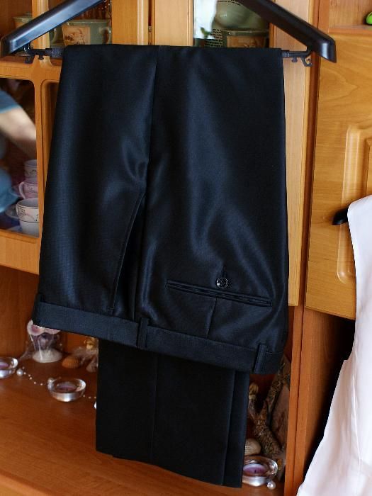 Garnitur męski czarny stan idealny lekki połysk