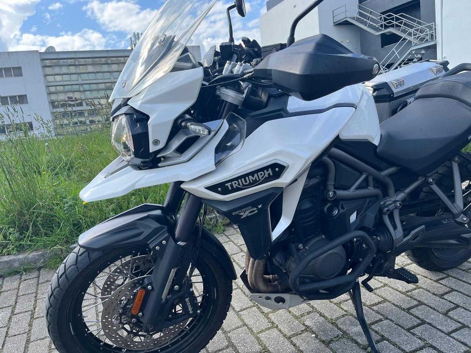 Triumph 1200 Explorer XcX Low