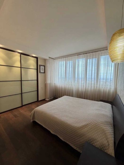 Продам 3 кімнатну квартиру 115 м2 ЖК Созидатель 1100$/m2 Центр Вигідно
