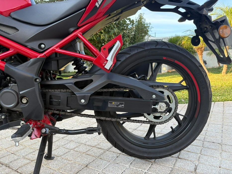 Benelli BN 125 ano 2020