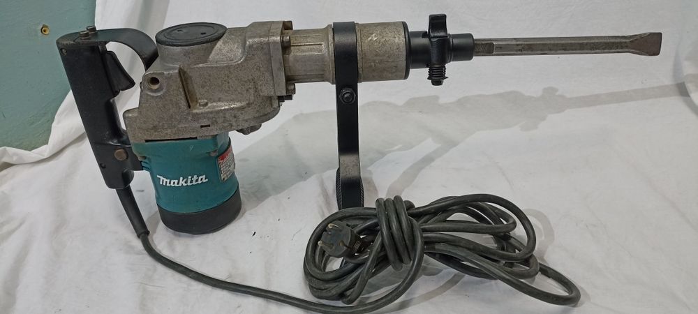 Отбойный молоток Makita HR5000 (17Дж.) Japan) из Германии.