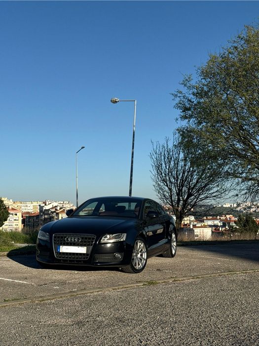 AudiA5 com 205000km ano 2009 bom estado geral foto 2