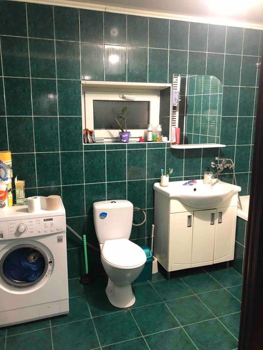 Продам будинок. Вул.Грушевського,70.