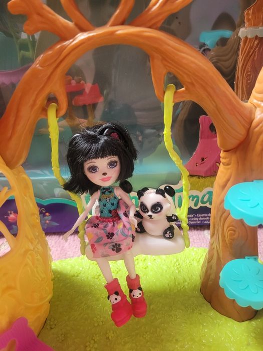 Domek pandy leśny enchantimals pudełko