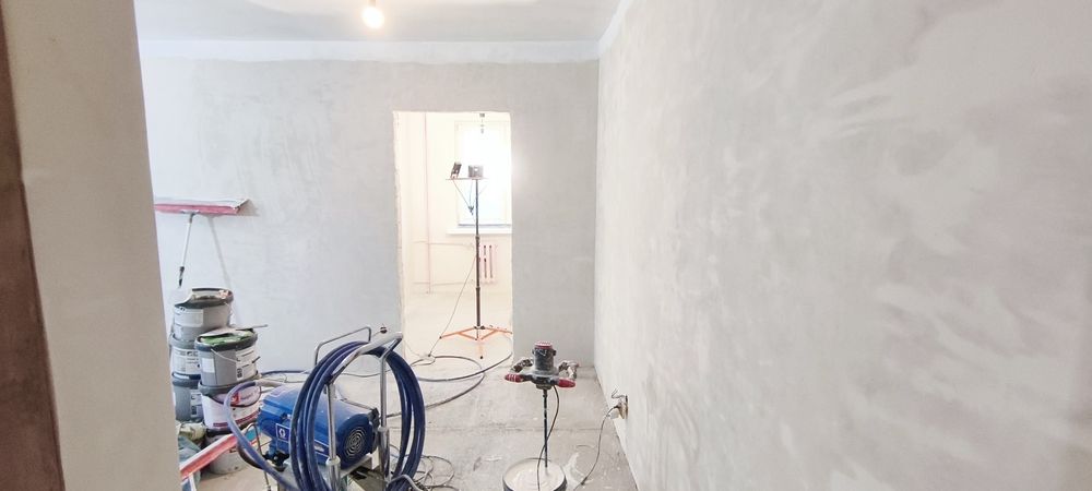 Adaptacja poddasza ,malowanie, szpachlowanie, remonty