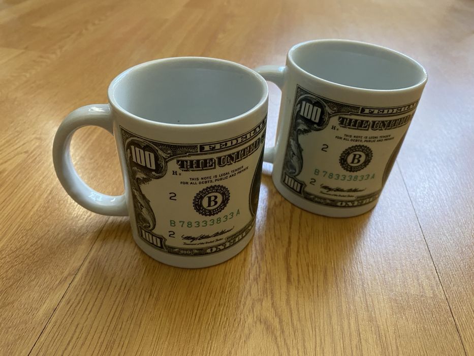 2 Canecas Dollar
