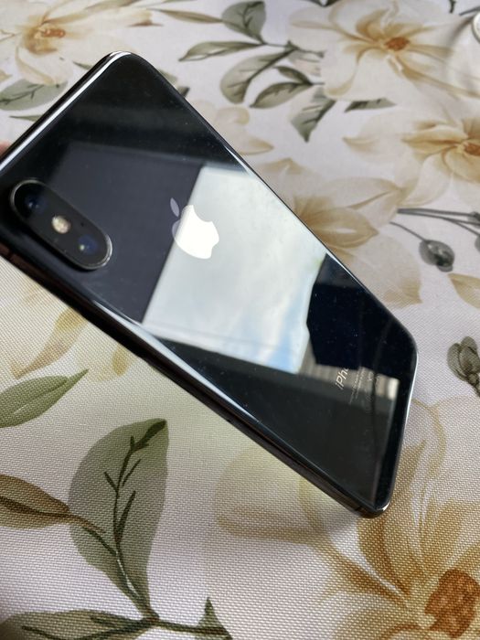 iPhone X 256gb never lock