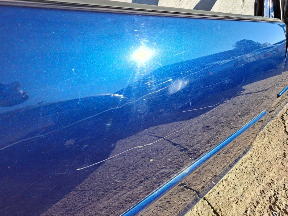 Drzwi Volkswagen Golf V 3D HB LD5Q