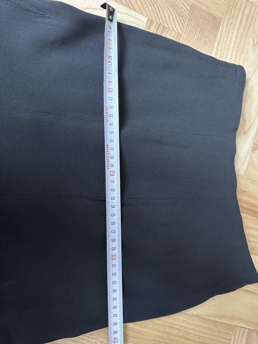 Czarna elegancka spódnica Emporio Armani