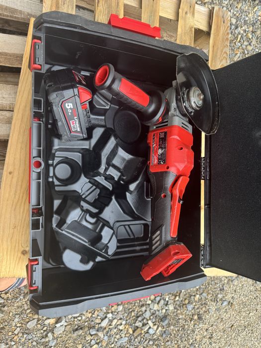 Milwaukee M18 FHSAG150XB Szlifierka kątowa