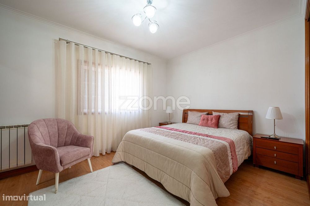 Moradia T3, Geminada, em Oliveira de Azeméis