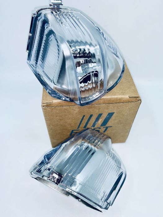 Lampka kierunkowskazu lusterka Ford Transit Custom Turneo Nowa