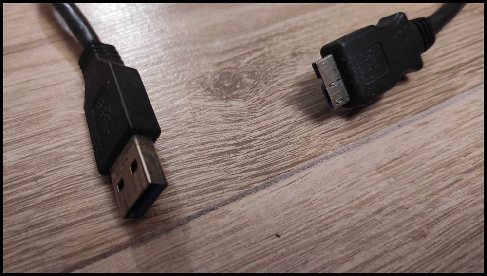 Продам зовнішній жорсткий диск Samsung 1 TB, USB 3.0