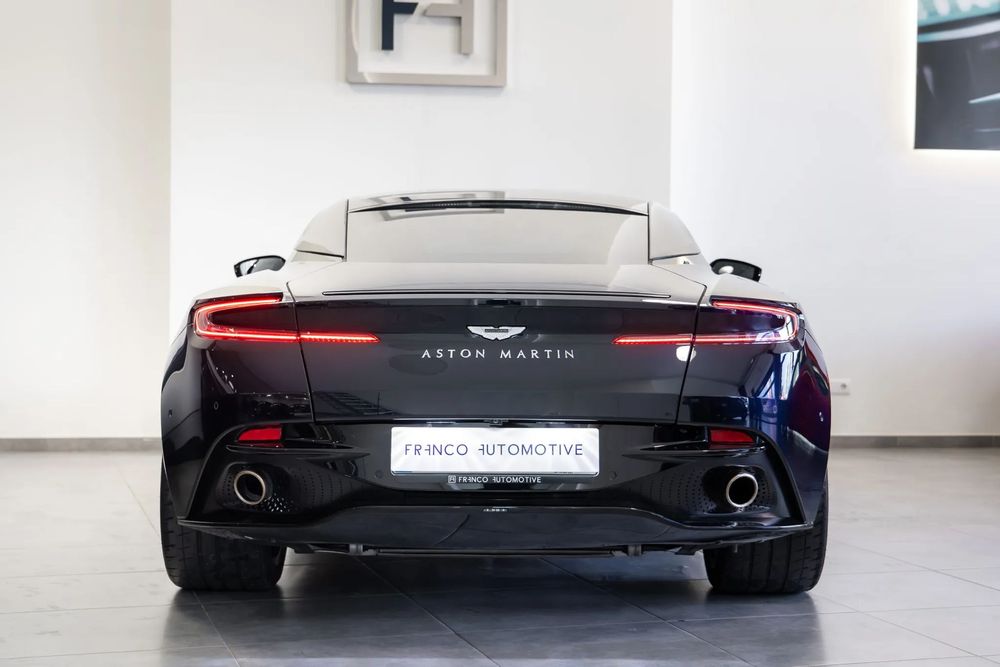 Aston Martin DB11 Coupé V8 Auto