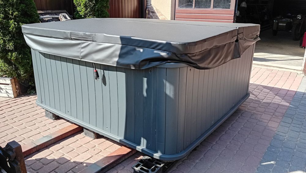 Jacuzzi całoroczne