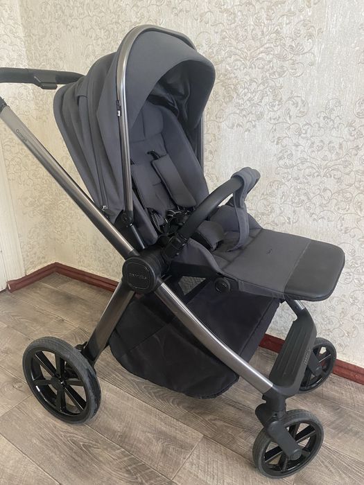 Продам коляску Carrello Omega 2в1