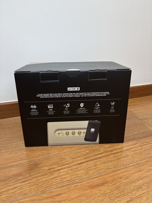 Coluna Marshall Acton III Bege nova / selada